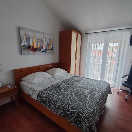 Baska Voda - Apartmani Vesna Habitación foto