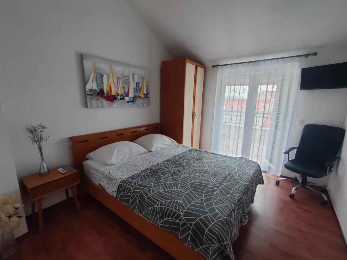 Baska Voda - Apartmani Vesna Habitación foto