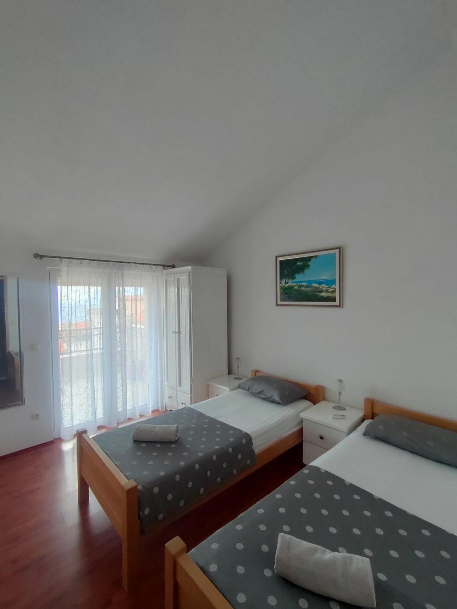 Baska Voda - Apartmani Vesna Habitación foto